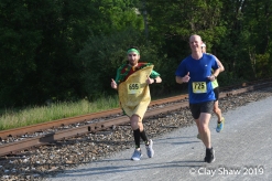 Kirk Millikan of Richmond, VA ran 3:30:44 dressed as a taco. Matt Puffer #725 of Valparaiso, IN finished 42 seconds in front of the treat.